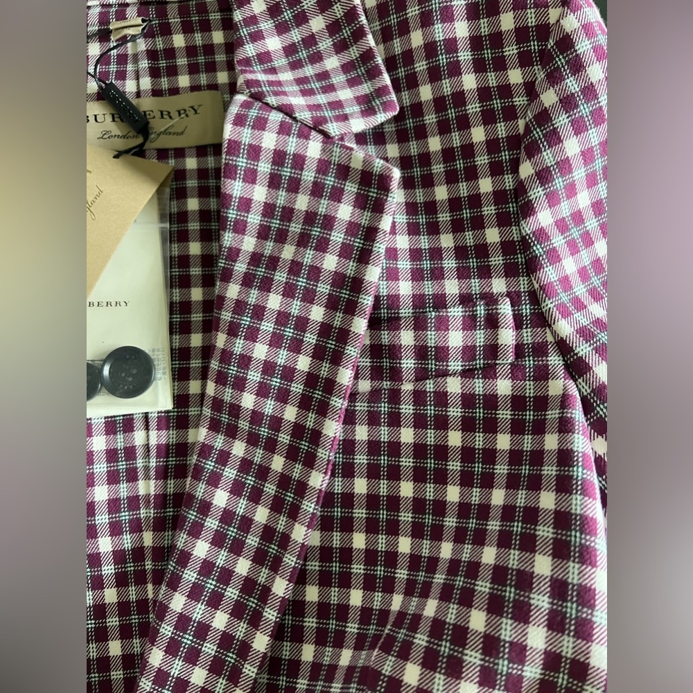 NWT Burberry Burgundy Blazer size 4 US - Picture 3 of 12